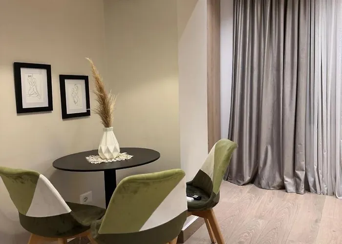 Goldenhour アパート *